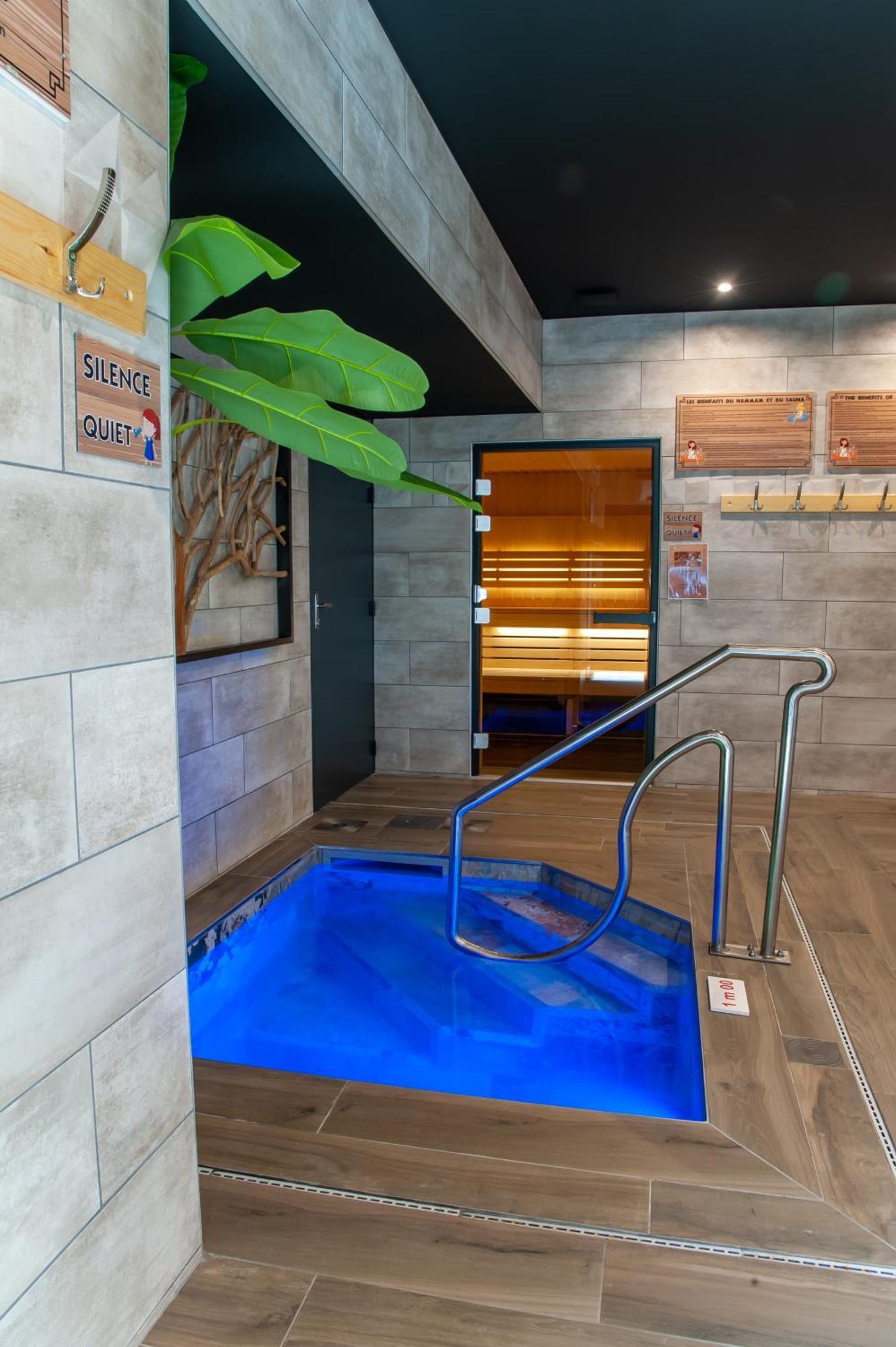 Camping & Spa Cap Soleil Виас Екстериор снимка