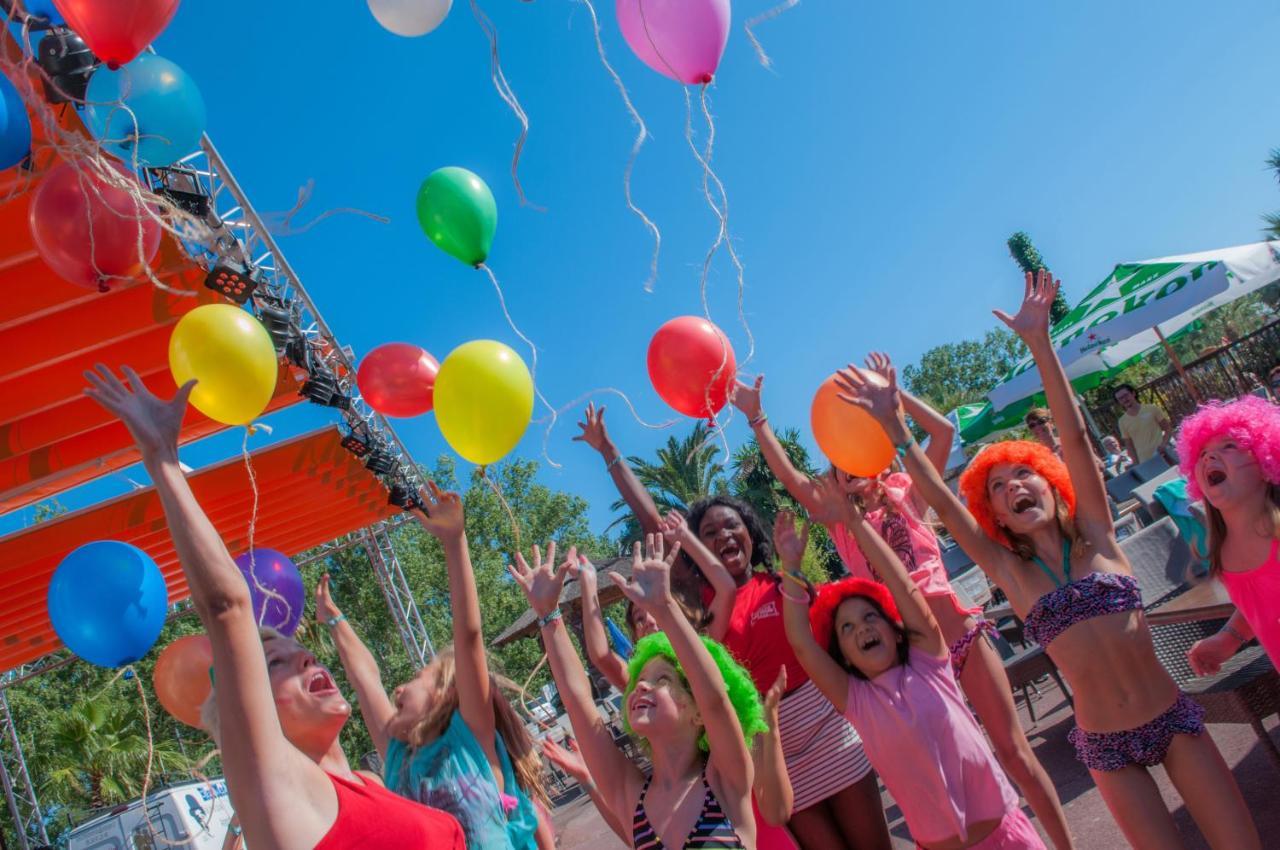 Camping & Spa Cap Soleil Виас Екстериор снимка